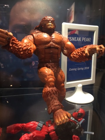 Marvel Legends Series: Action Figure Domino 15 Cm - Build A Figure Sasquatch, Ispirata Ai Fumetti Anni '90