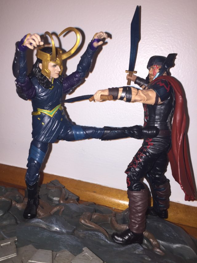 Marvel Legends Gladiator Thor vs. Loki 6" Figures