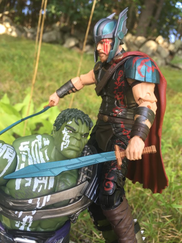 Gladiator Thor vs. Hulk Thor Ragnarok Action Figures