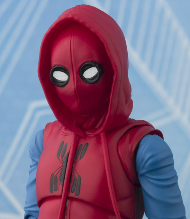 SH Figuarts Homemade Suit Spider-Man Hood Up