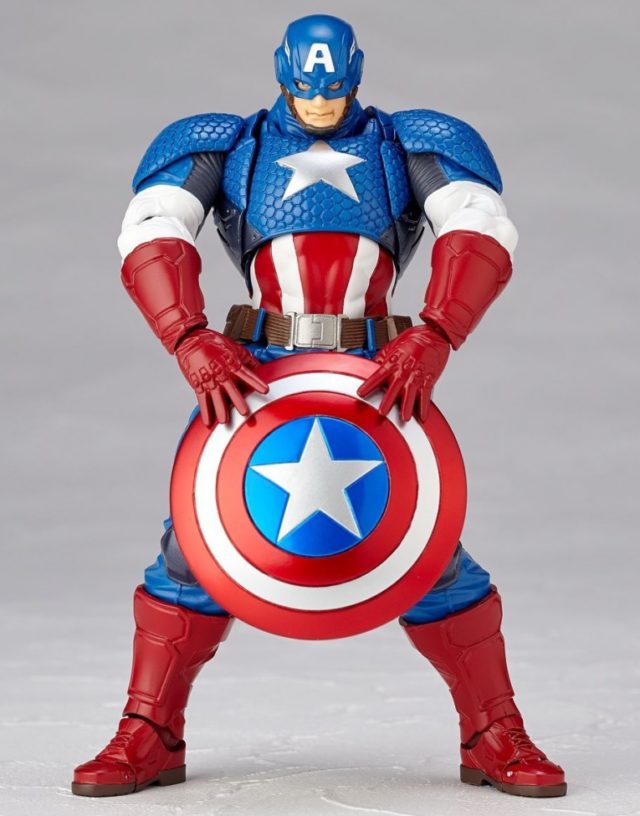 Captain America Kaiyodo Revoltech Holding Shield