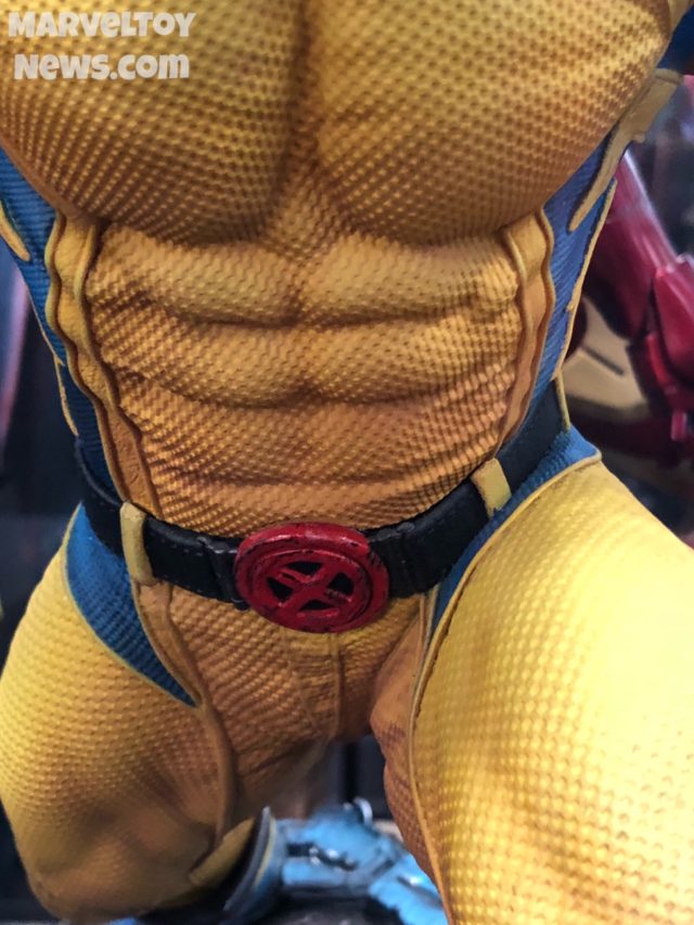 Sideshow Premium Format Wolverine Costume Texture NYCC 2017