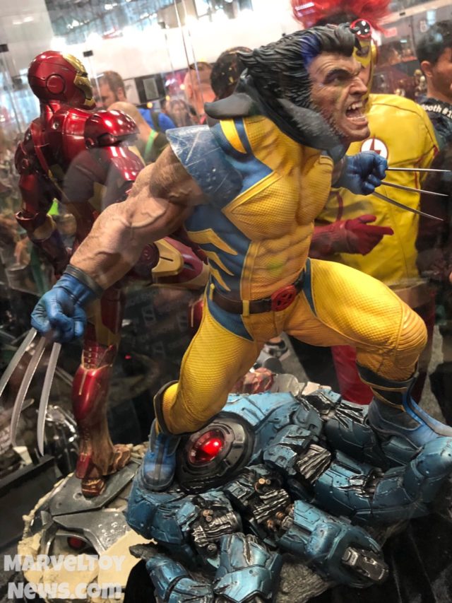 Sideshow Wolverine on Sentinel Hand Base New York Comic Con 2017