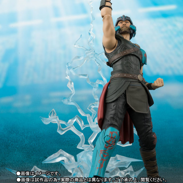 Gladiator Thor Figuarts Figure With Lightning Effects Pieces