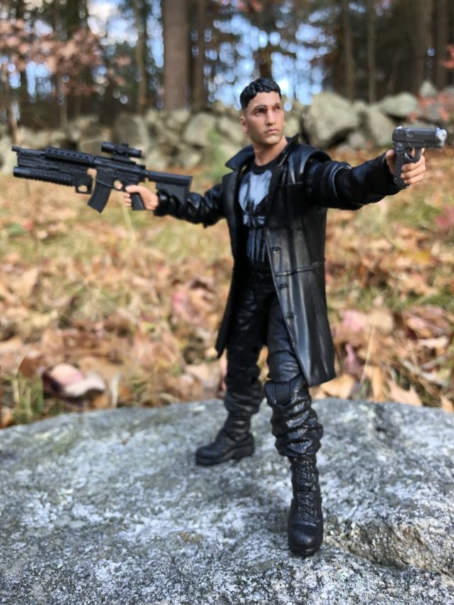 Hasbro Marvel Legends Man-Thing Series Netflix Punisher MCU Figure Review