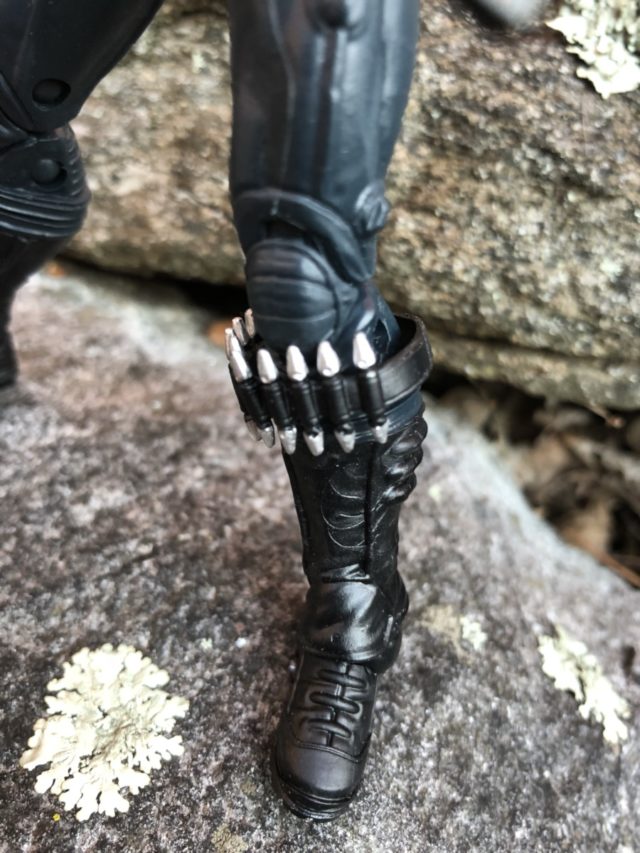 Ammo Clip on leg of Hasbro Marvel Legends Blade Figure