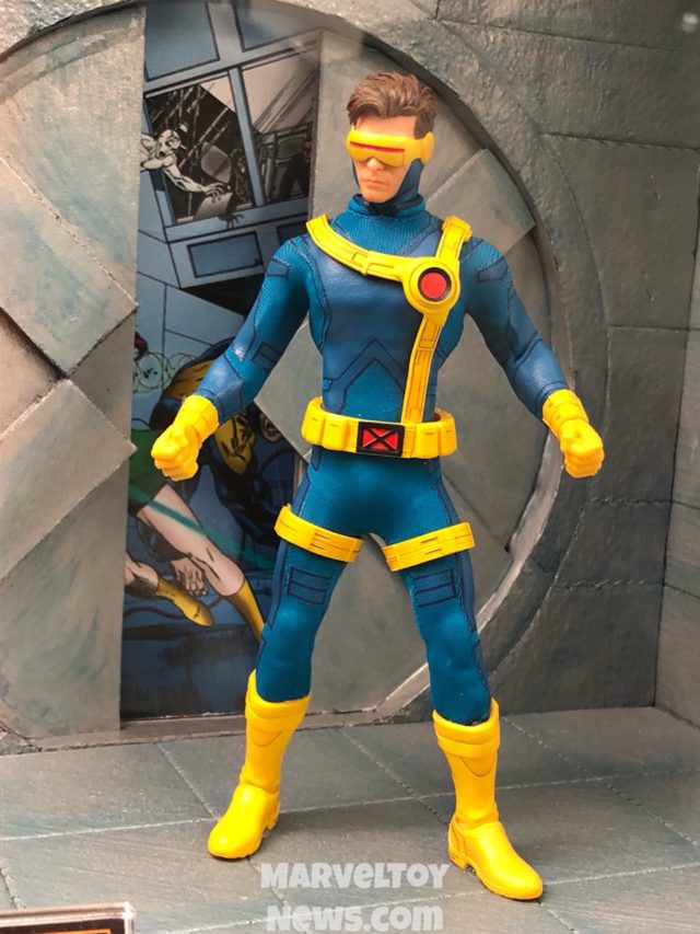 2018 Toy Fair Mezco Cyclops Figure Jim Lee
