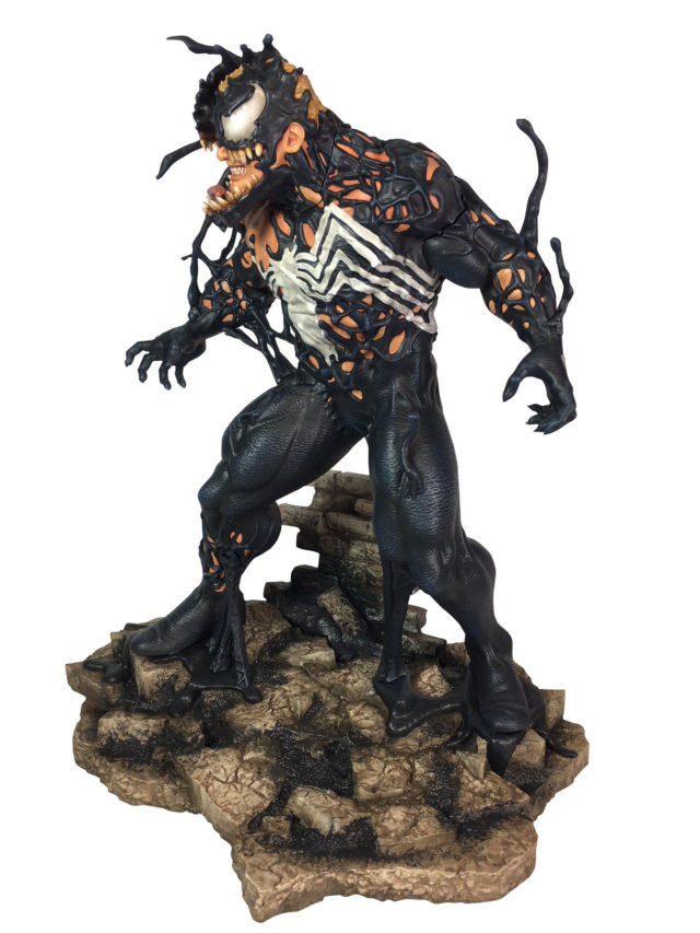 November 2018 Marvel Gallery Venom PVC Statue Diamond Select Toys