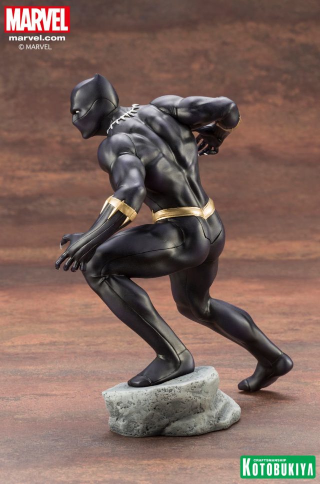 Side View of Kotobukiya Black Panther ARTFX+ Statue