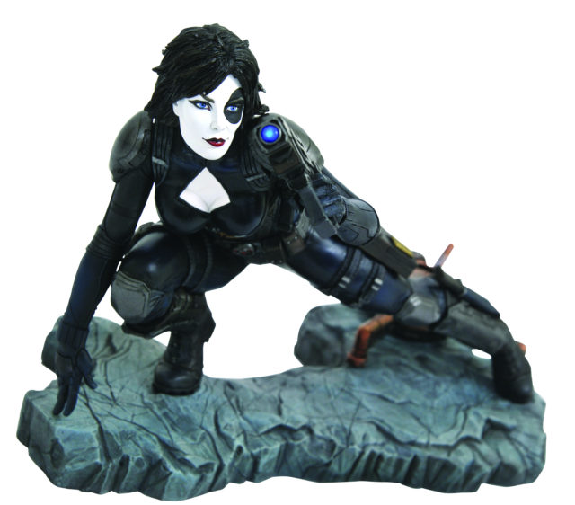 DST Domino Marvel Premier Collection Statue