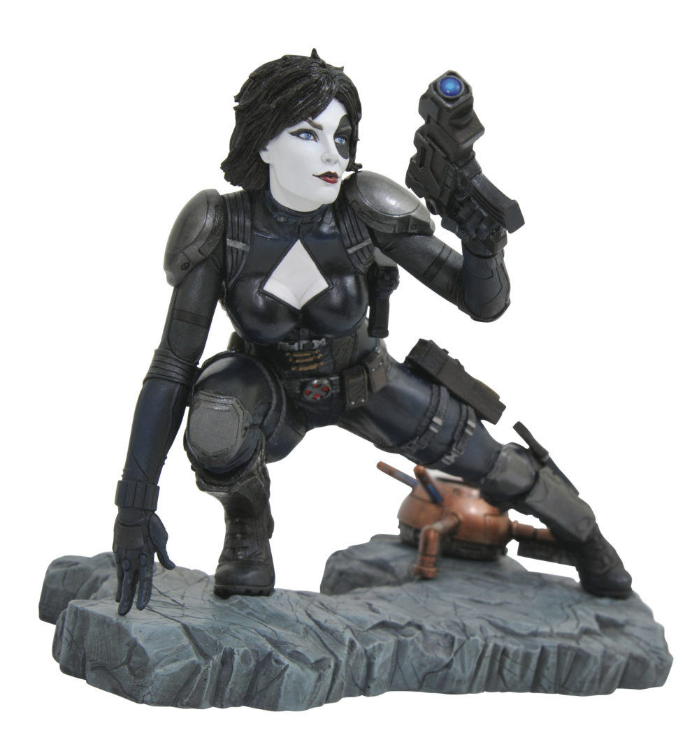 Marvel Premier Collection Domino & Black Panther Statues! - Marvel 