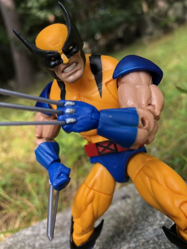 Close-Up of 90s X-Men Wolverine Legends Figure