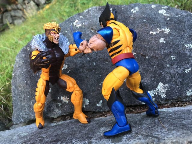 ML Sabertooth and Wolverine Figures Fight