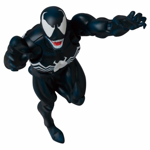 Medicom MAFEX Marvel Comics Venom Figure Leaping
