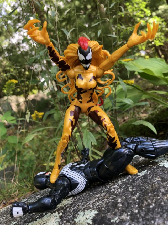 Female Venom Symbiote Scream Action Figure 2018 Marvel Legends