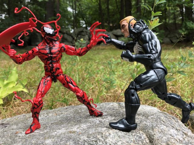 Hasbro Venom Marvel Legends Figure vs. Carnage