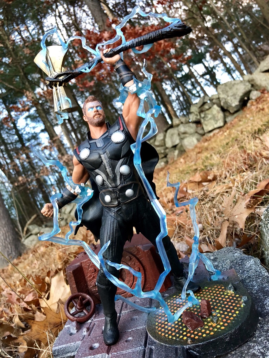 marvel select infinity war thor