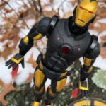 REVIEW: ONE:12 Collective Iron Man Model 42 Figure Mezco Exclusive