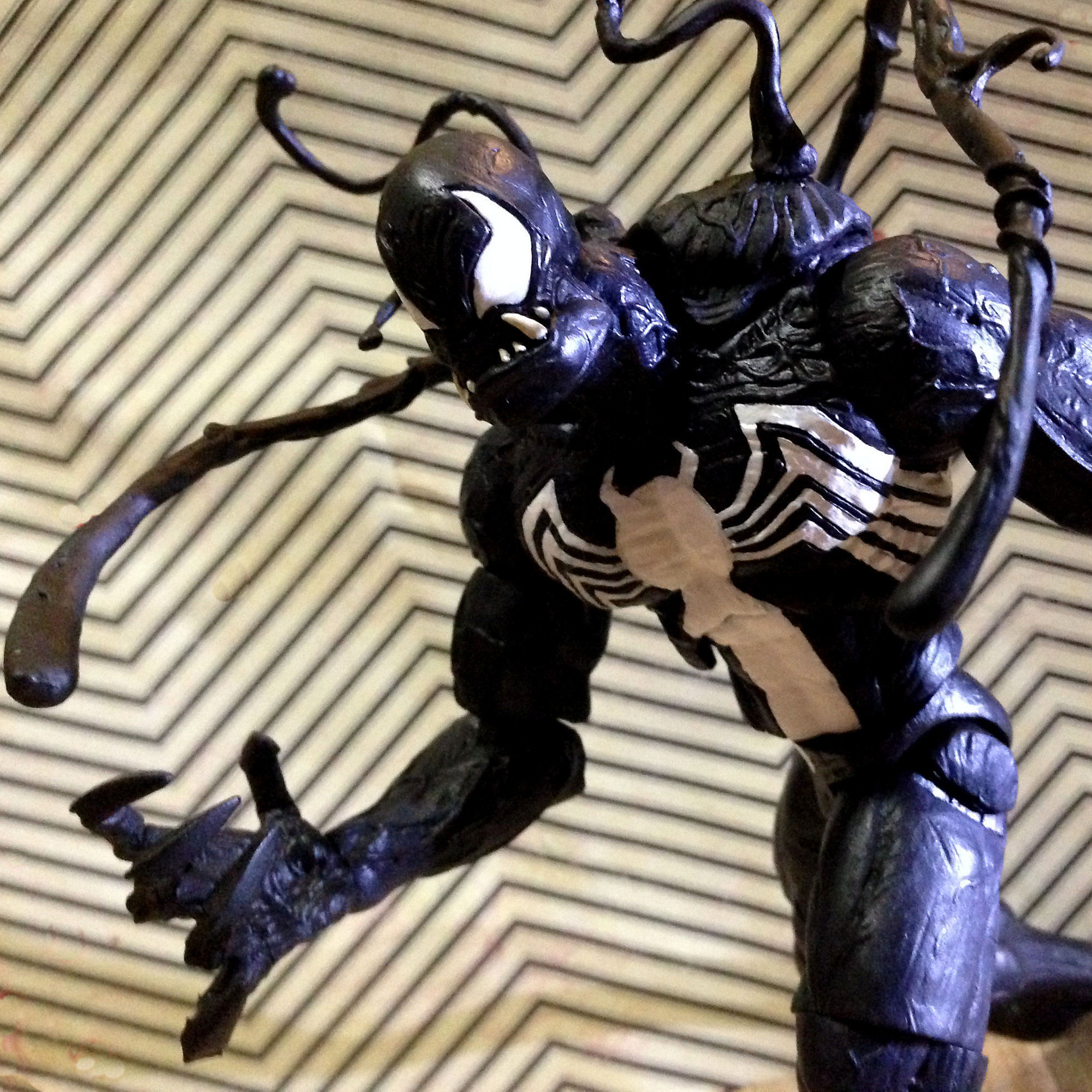 Exclusive Marvel Select Venom Figure Up for Order! DST