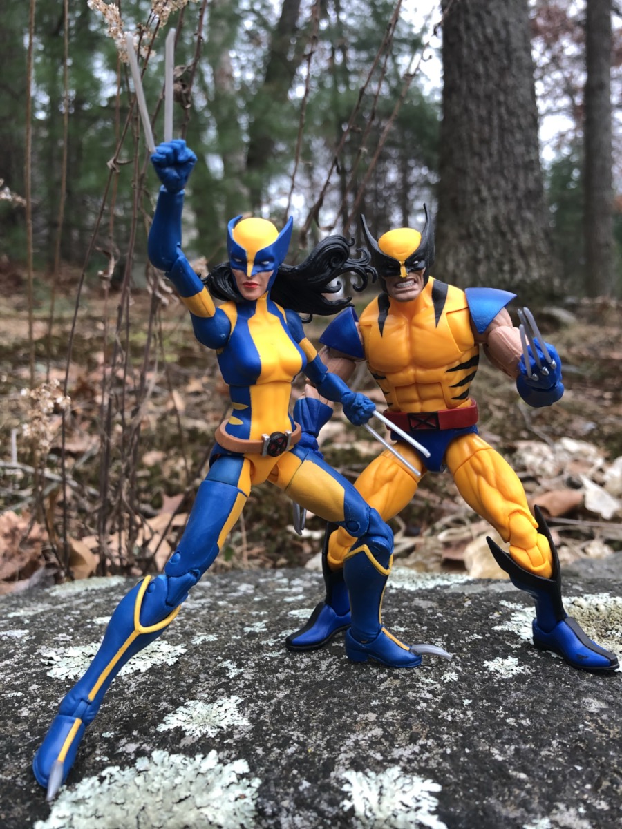 Marvel Legends X23 Wolverine Figure Review (Deadpool
