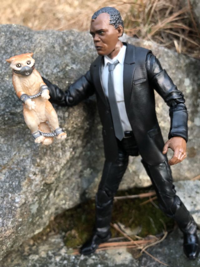 Nick Fury Holding Goose Cat Marvel Legends 2019 Figures