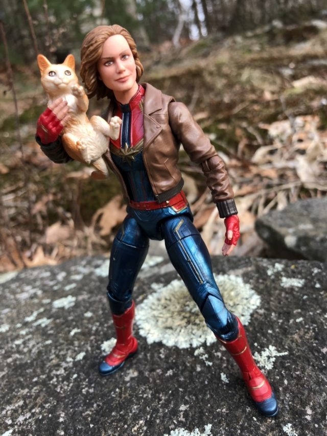 Captain Marvel Legends Figure with Cat and Bomber Jacket Review