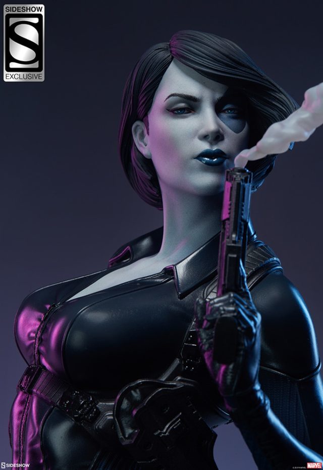 Sideshow Exclusive Domino Premium Format Figure Head