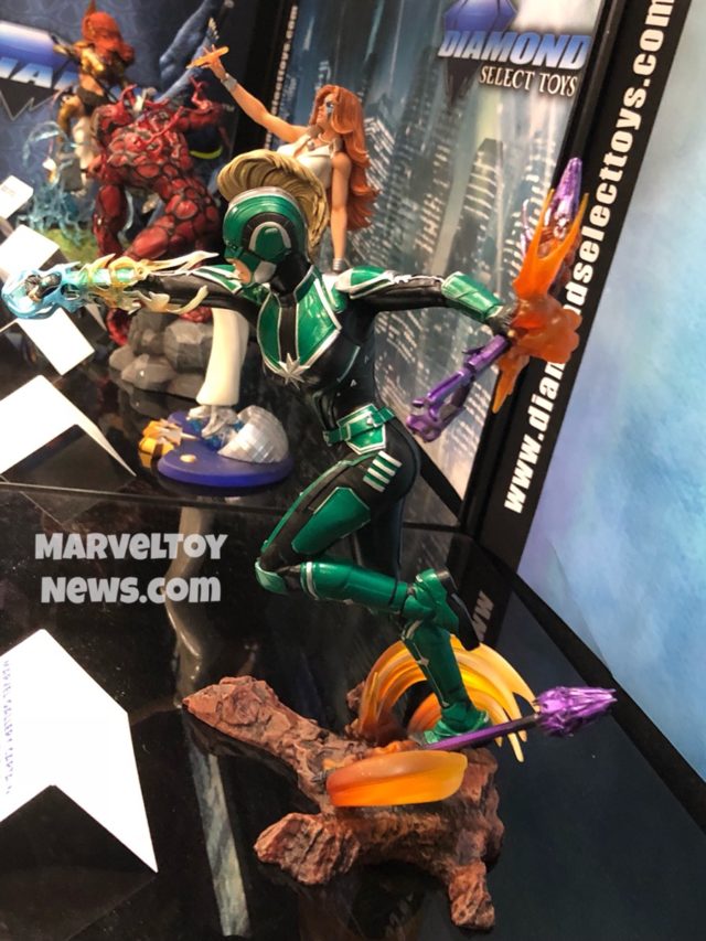 Marvel Gallery Captain Marvel Statue Side View Toy Fair
