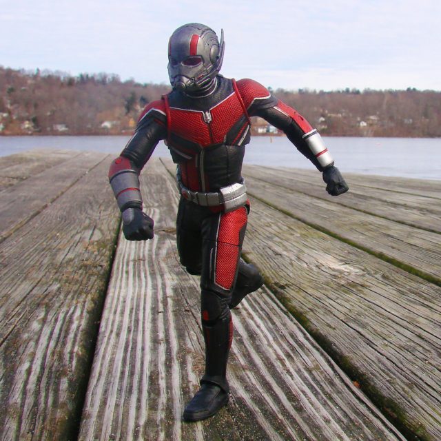 Ant-Man and The Wasp Marvel Select Ant-Man Action Figure Exclusive