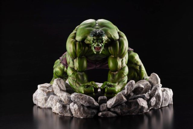 Front View of ARTFX Premier Hulk Kotobukiya Statue