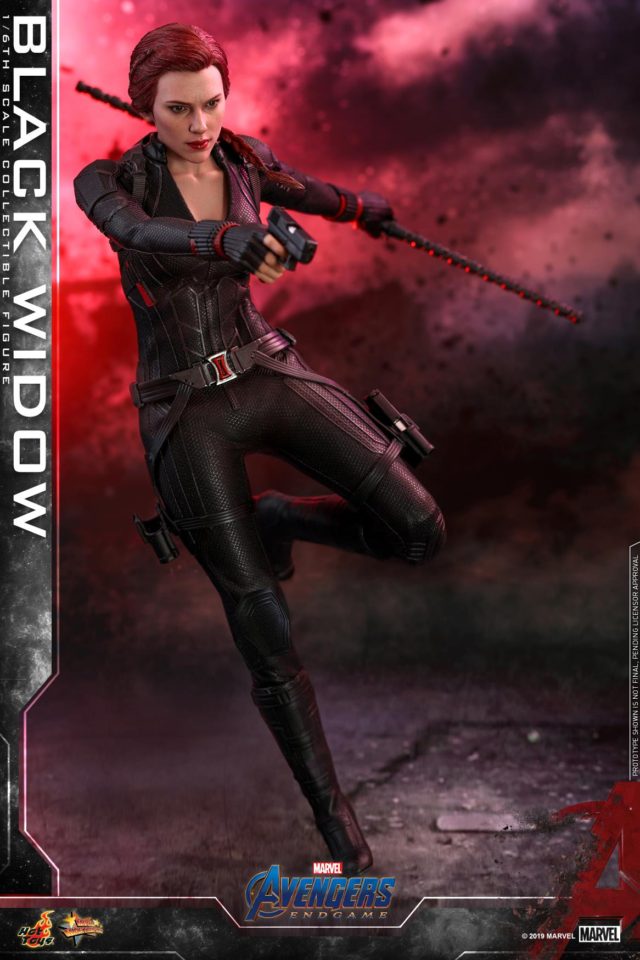 Hot Toys Endgame Black Widow with Baton Staff and Gun