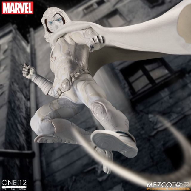 Mezco ONE 12 Collective Moon Knight Figure Jumping
