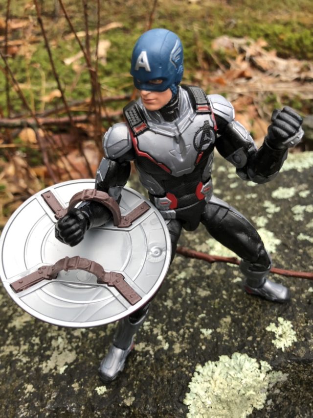 Quantum Suit Captain America Avengers Legends Figure with Loose Shield