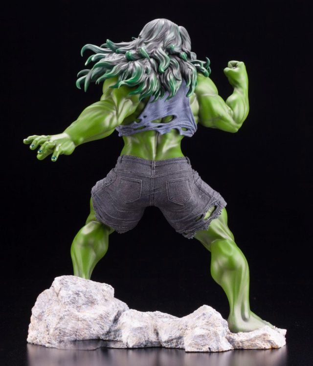 Back of Kotobukiya Avengers ARTFX Premier She-Hulk Statuew