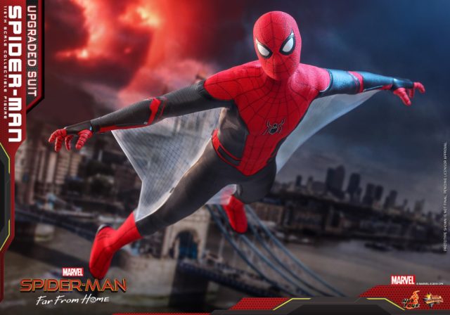 Hot Toys Upgraded Suit Spider-Man Web Wings Figure