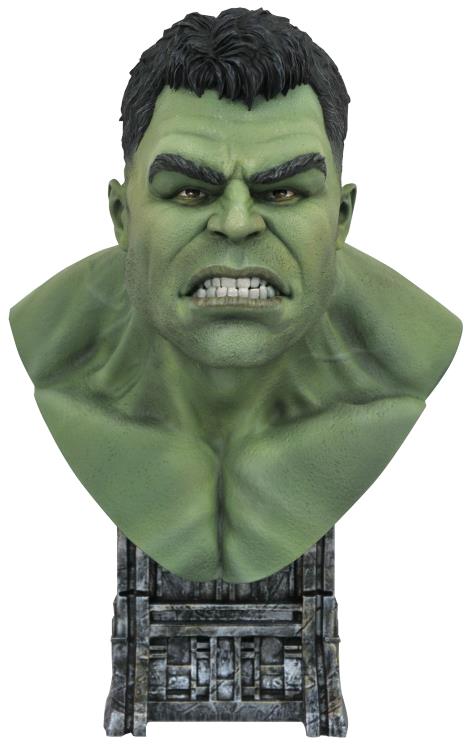 Legends in 3D Ragnarok Hulk Bust Diamond Select Toys