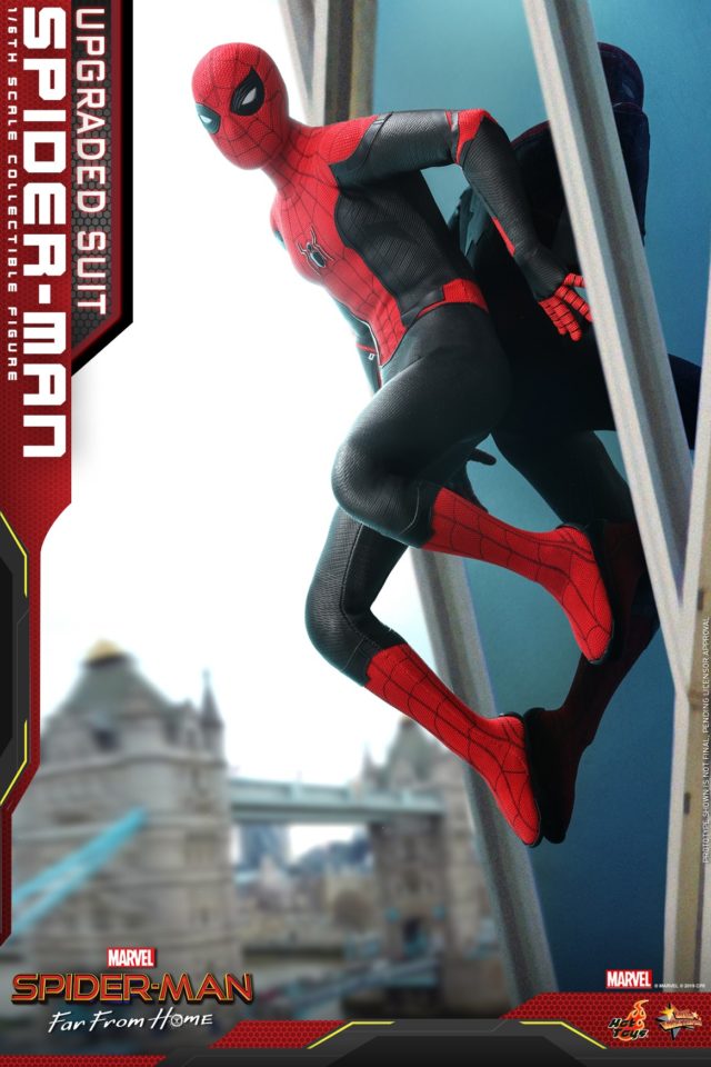 Red and Black Costume Spider-Man Hot Toys Far From Home Movie Figure