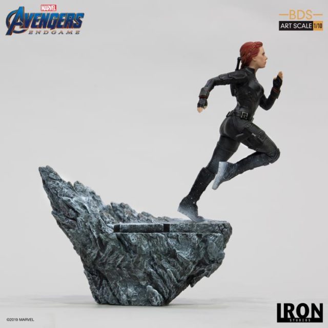 Iron Studios Endgame Black Widow Statue Running Vorath
