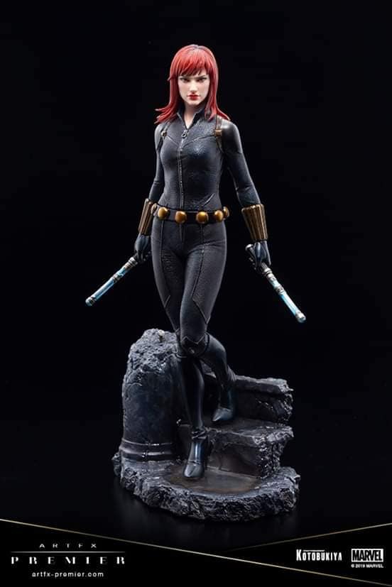 Kotobukiya ARTFX+ Premier Black Widow Statue