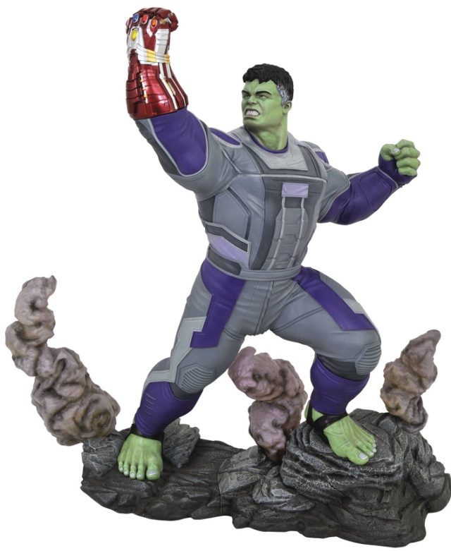 Marvel Milestones Endgame Hulk Statue by Diamond Select Toys