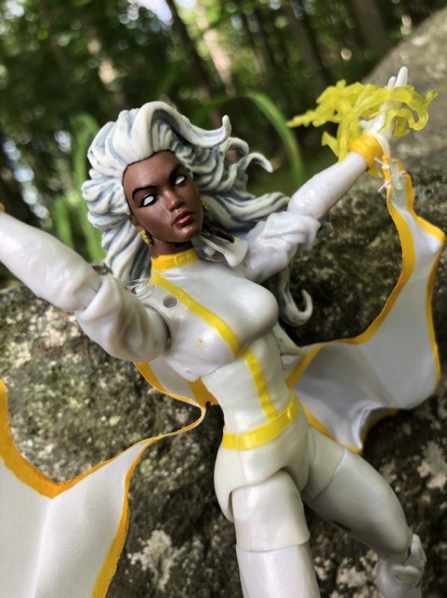 Shoulder Pads Falling off Jim Lee Storm Legends Figure