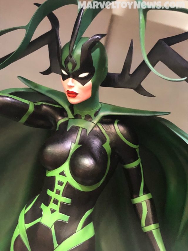 NYCC 2019 DST Hela Statue