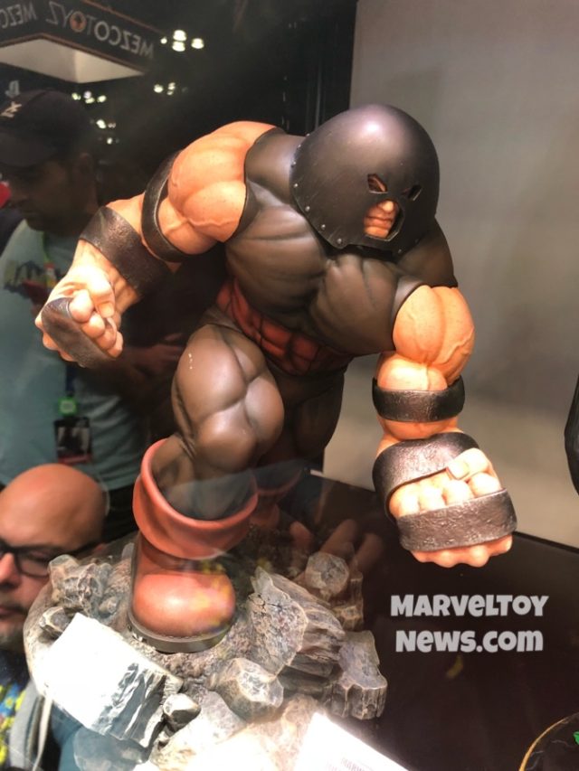 Diamond Select Toys Juggernaut Premier Collection Statue