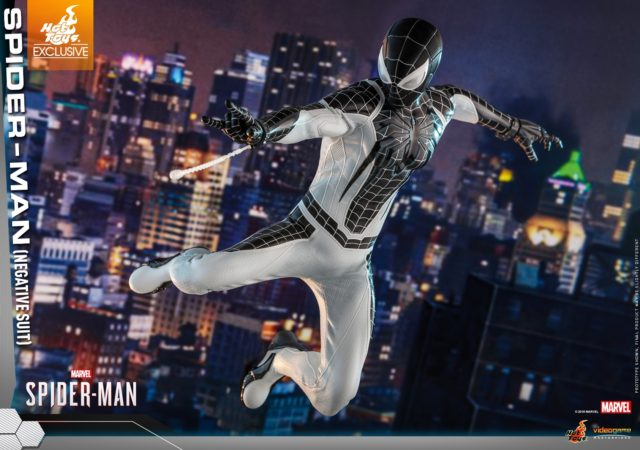 Hot Toys Spider-Man Negative Suit Exclusive Sixth Scale Figure