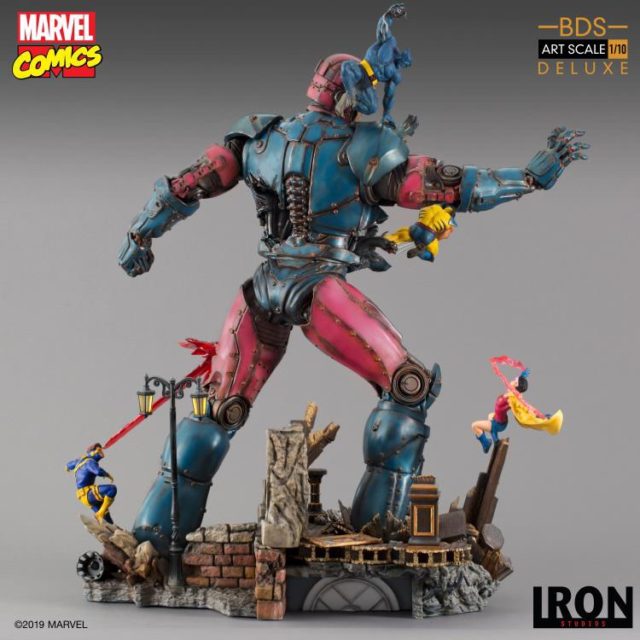 X-Men vs Sentinel Diorama Statue Back Iron Studios