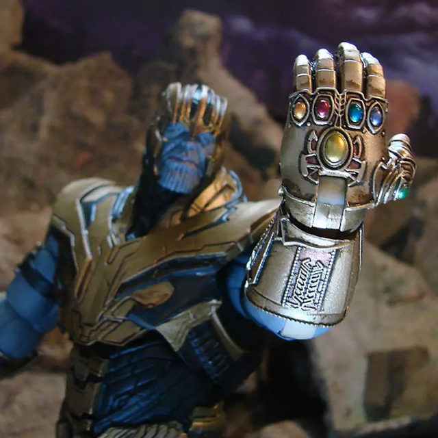 Marvel Select Endgame Thanos Infinity Gauntlet Disney Exclusive
