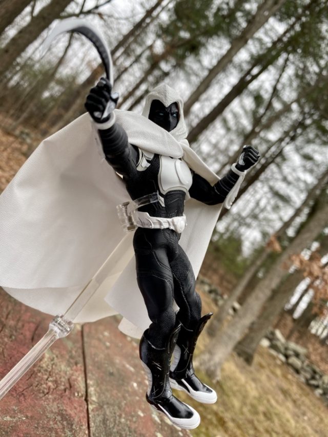 Mezco Moon Knight Figure Review Summer Convention Exclusive