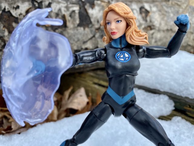 2020 Hasbro Marvel Legends Fantastic Four Invisible Woman Action Figure Review