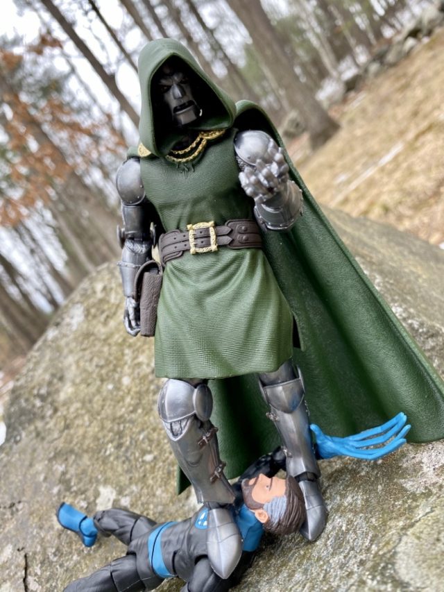 Review Marvel Legends 2020 Dr Doom Action Figure