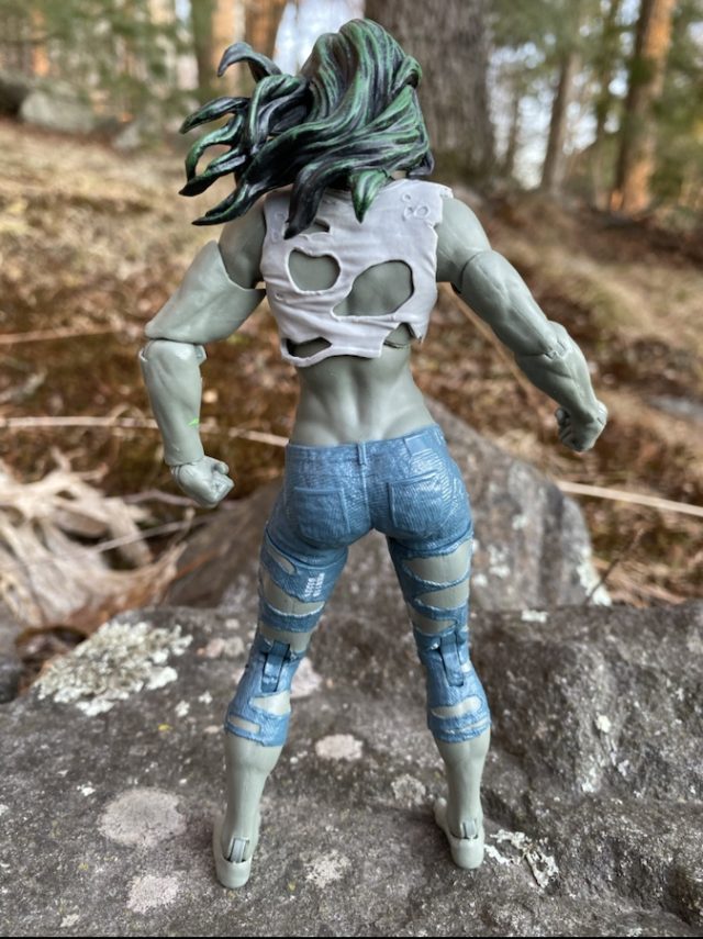 Back of Fantastic Four Legends She-Hulk 6" Figure